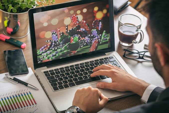 Online Casino Μηχανές Τυχερού Παιχνιδιού και Κερδοφορία Online Casino Μηχανές Τυχερού Παιχνιδιού και Κερδοφορία